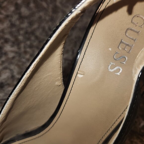 GUESS BRAND Black Patent Leather Peep Toe Stiletto Ankle Strap  sz 8.5 - Picture 11 of 13